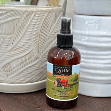 GARDENER'S INSECT SPRAY